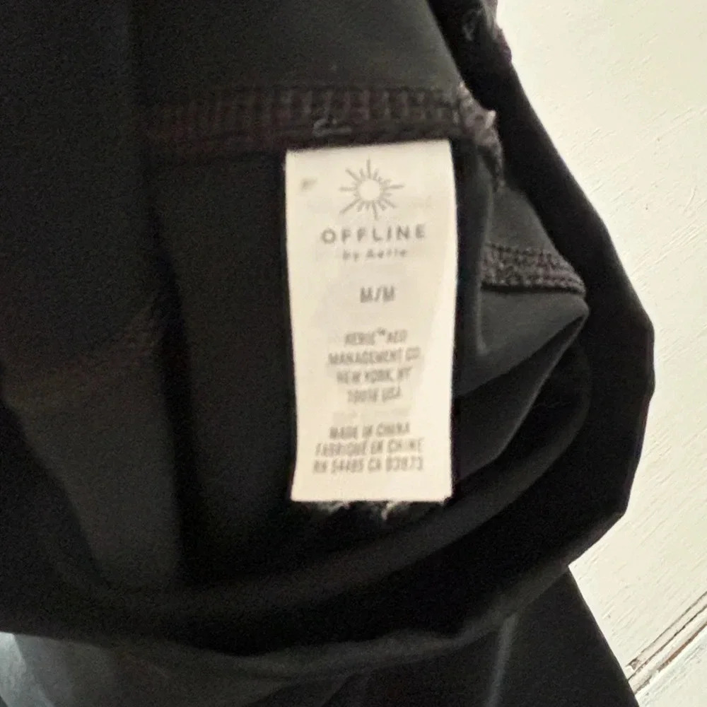 AERIE Offline Women’s Black Logo Goals 7/8 Hi-Rise Athletic Leggings SZ M (E13) - Picture 3 of 9